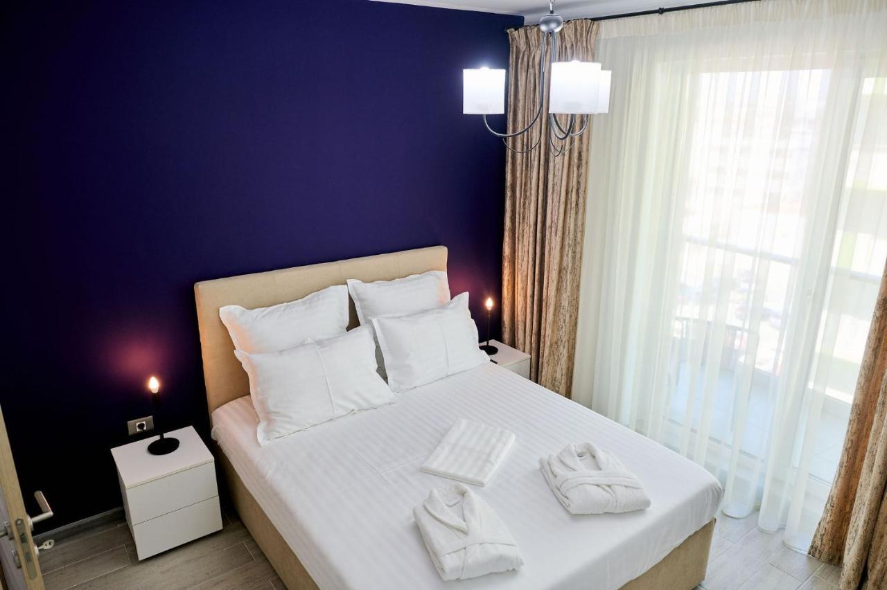 Seascape Apartment Spa N Pool Beach Resort Mamaia Exterior photo