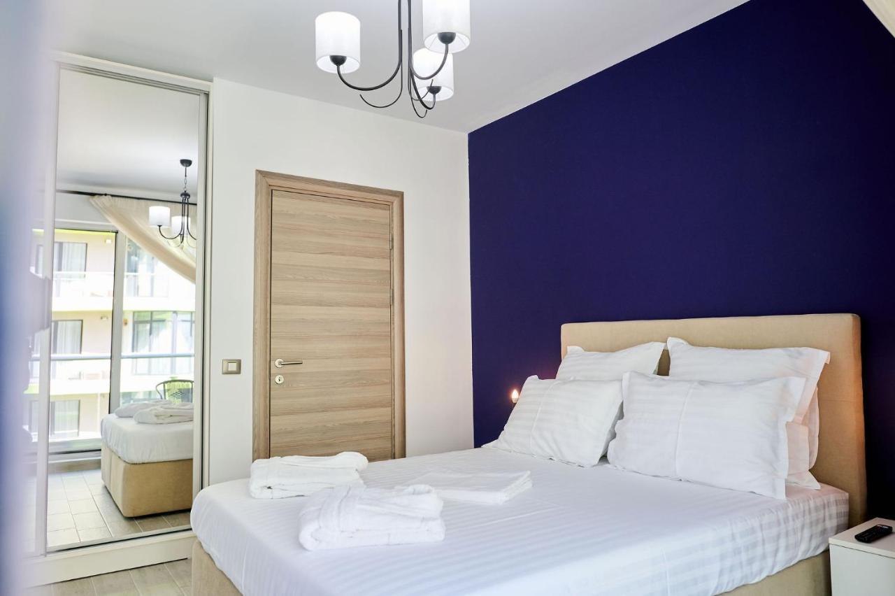 Seascape Apartment Spa N Pool Beach Resort Mamaia Exterior photo